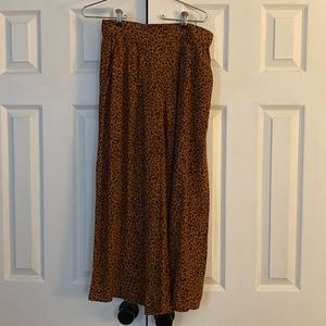Wide Leg Leopard Pant